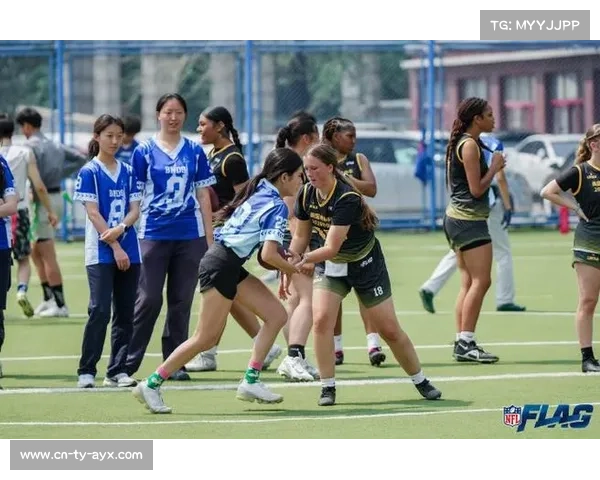 林肯中学女子腰旗队访问上海与平和学校进行奥运备战交流赛 林肯中学女子腰旗队访问上海与平和学校进行奥运备战交流赛