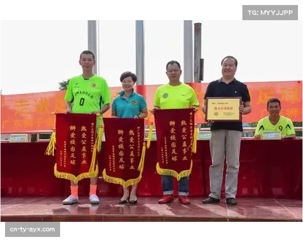 马赛俱乐部基金会启动校园反暴力足球教育项目